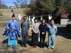 地鎮祭　安全と無事完成を祈願