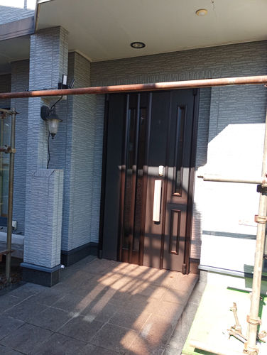 リフォーム前(玄関扉)